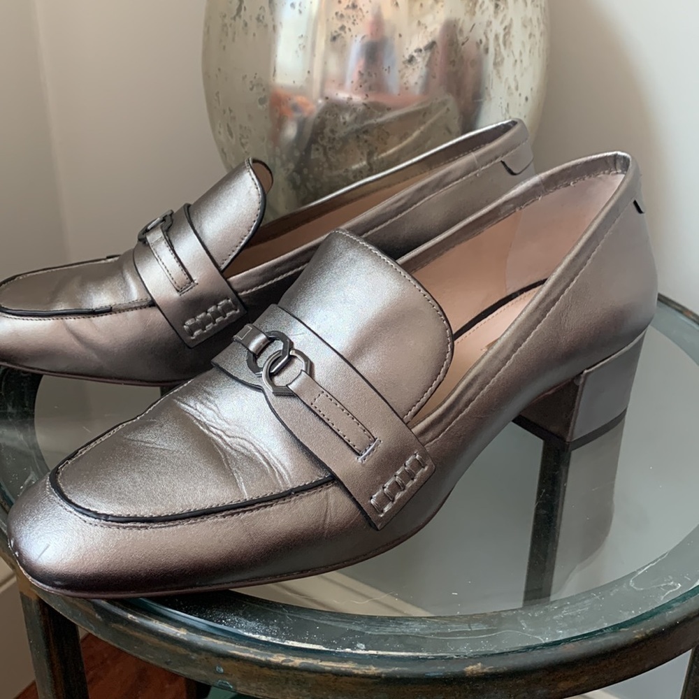 Louise et Cie 1 inch grey metallic slip on shoes